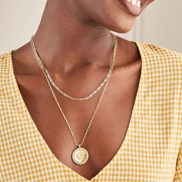 Stella & Dot Heritage Coin Pendant - Gold - Picture 2 of 3